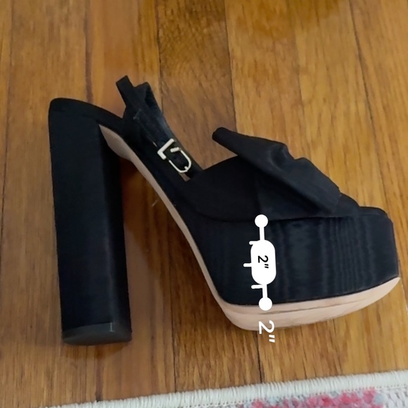 Larroudé “Elle” Black Platform Bow Heels - Picture 11 of 14